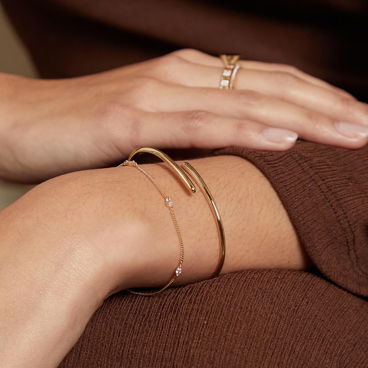 Twist Cuff in Gold