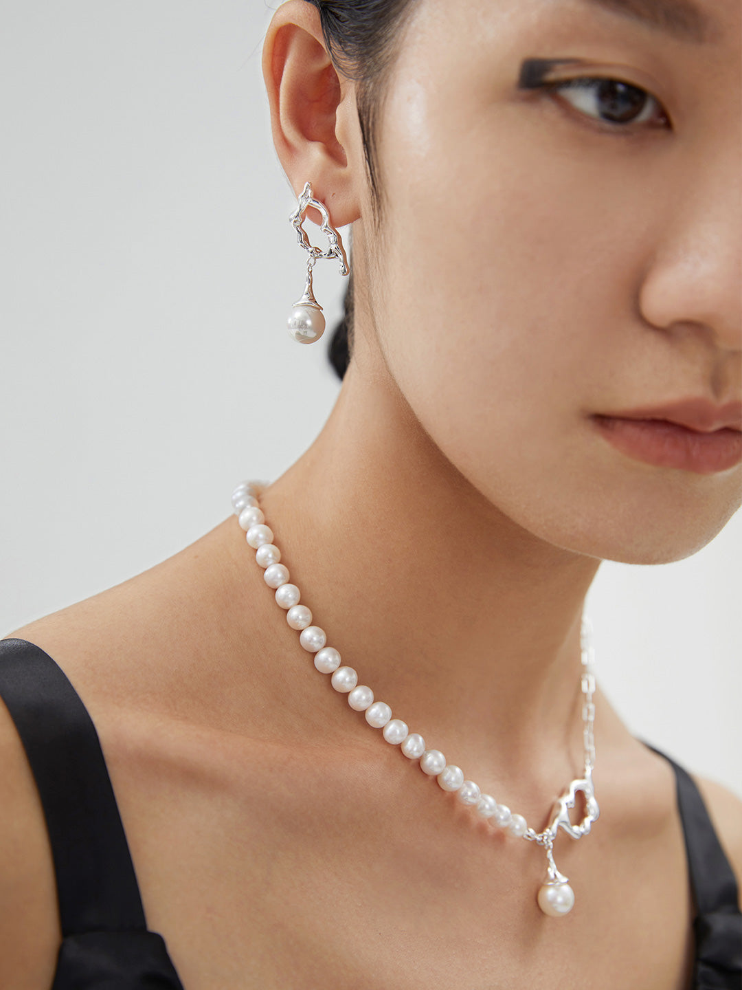 Signature Collection Pearl Necklace